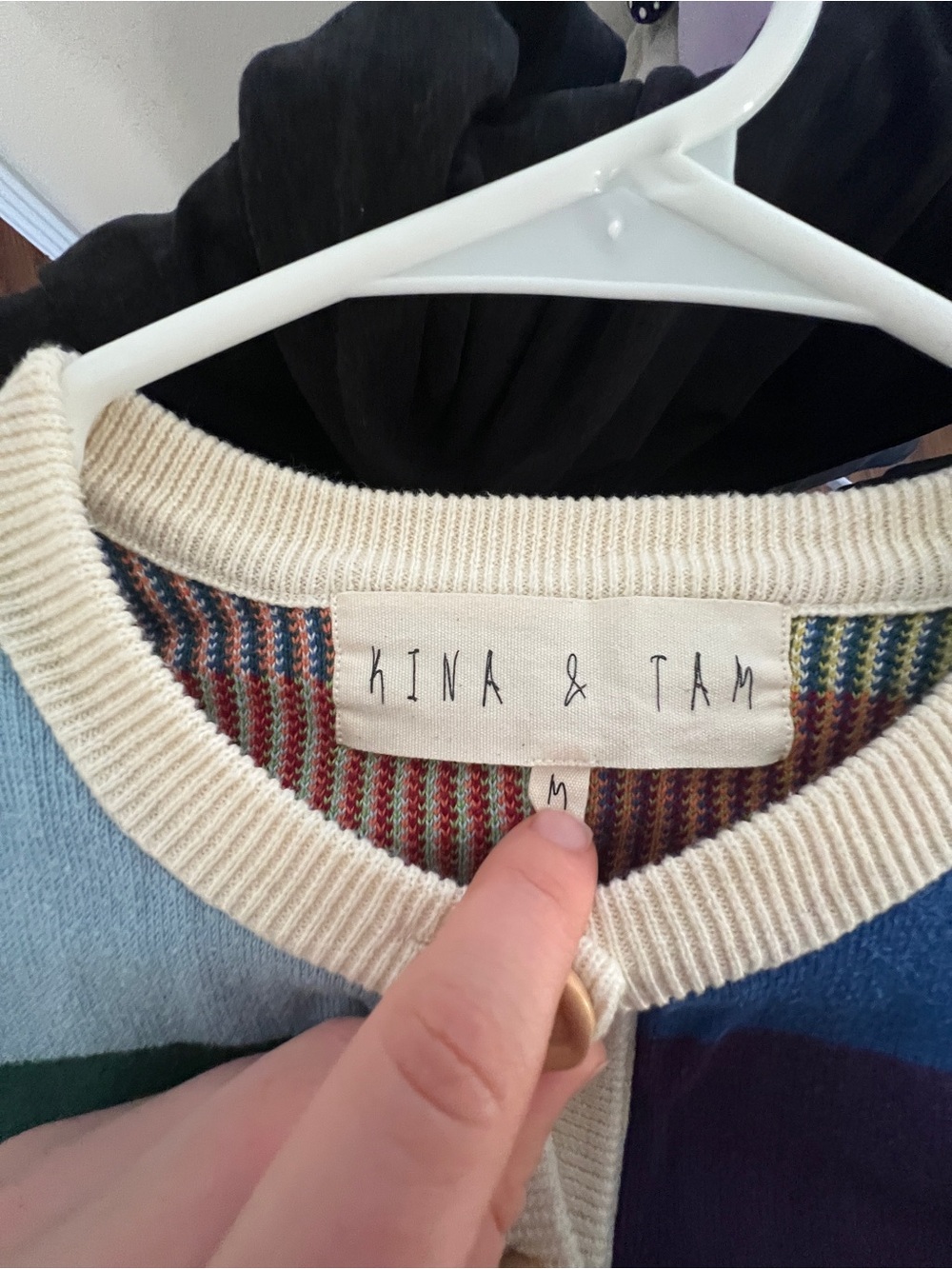THE CUBIS CARDIGAN - Medium - Picture 5 of 6